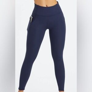 Oasis PureLuxe High-Waisted 7/8 Legging
